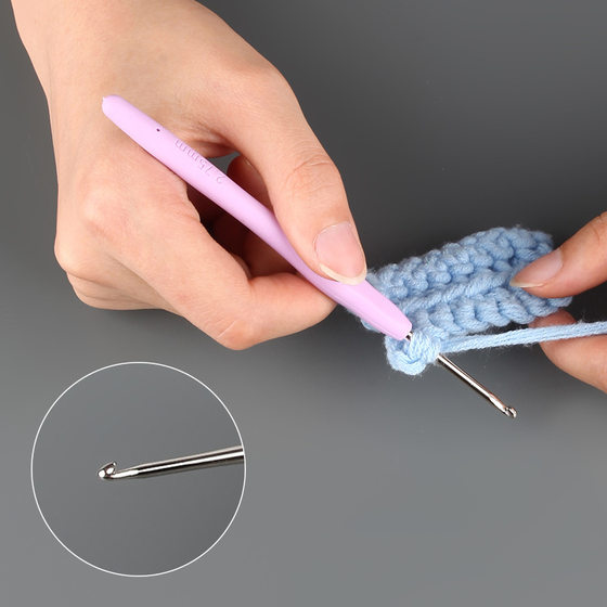 Amazon Hot Sale Candy Color Soft Handle Crochet Set Sweater Knitting Tools Aluminum Crochet TPR Fine Crochet Set