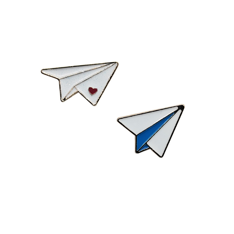 Small Airplane Brooch ins Trendy Men's and Women's Cute Japanese Style Simple Student Personality Badge Pin Clothing Bag Accessories