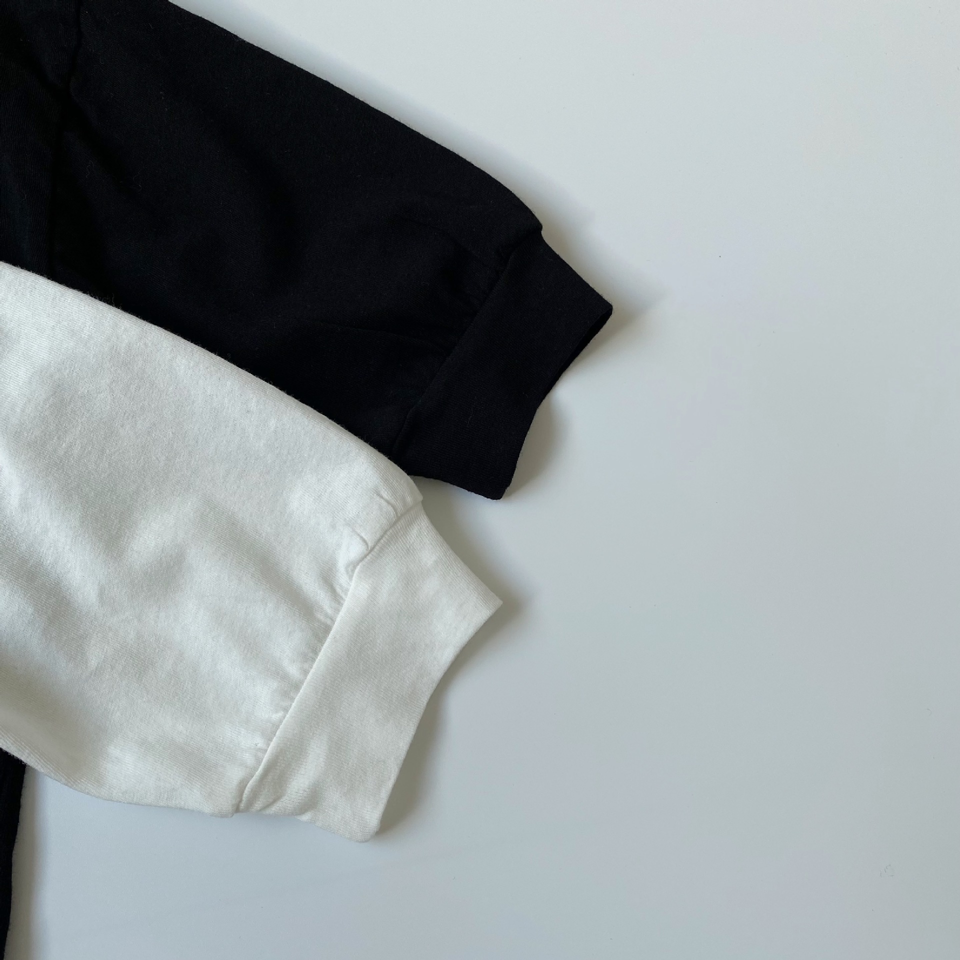 GL-kids Korean style spring new children's back small letter bottoming shirt boys and girls cotton and linen comfortable breathable T-shirt