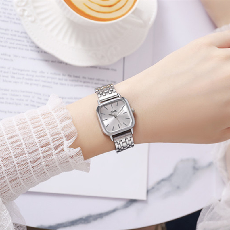 Cross-border New Small Dial Diamond Women's Woven Rope Watch Women's Creative Fashion Telescopic Rope Quartz Watch Bracelet Watch