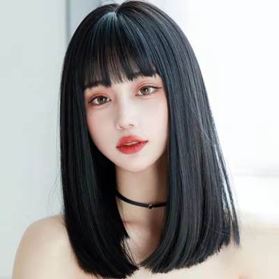 New style wig for girls with bangs black mid-length straight hair cartoon Lisa same style cosplay wig full head cover