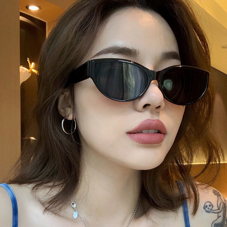 Oval frame sunglasses women's sunscreen cat's eye sunglasses sweet cool wind anti ultraviolet sun glasses frame wholesale