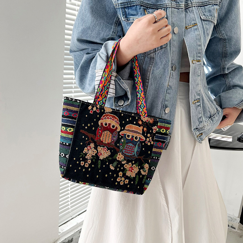 New Ethnic Style Embroidered Tote Bag Women's Artistic Small and Exquisite Student Shoulder Bag Women's Simple Canvas Bag