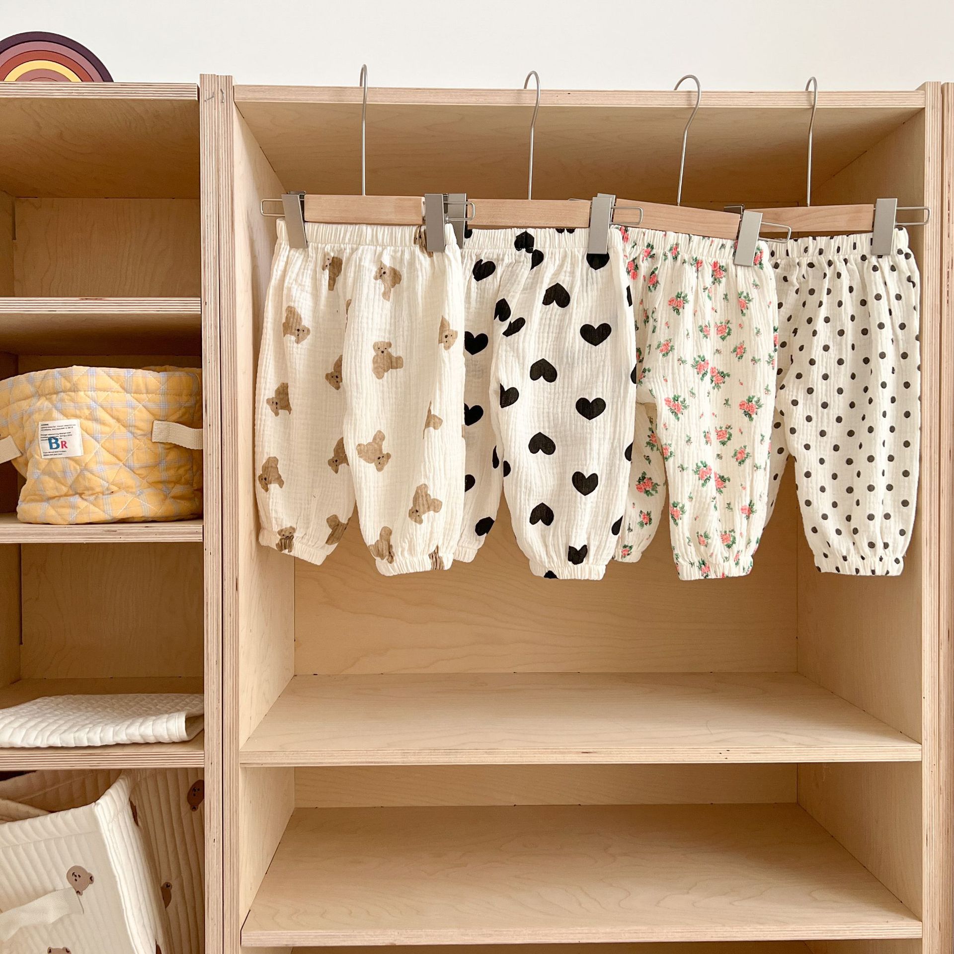 Korean style anti-mosquito pants for infants and children new spring and summer Western style boys and girls baby gauze soft chic big PP Bear trousers
