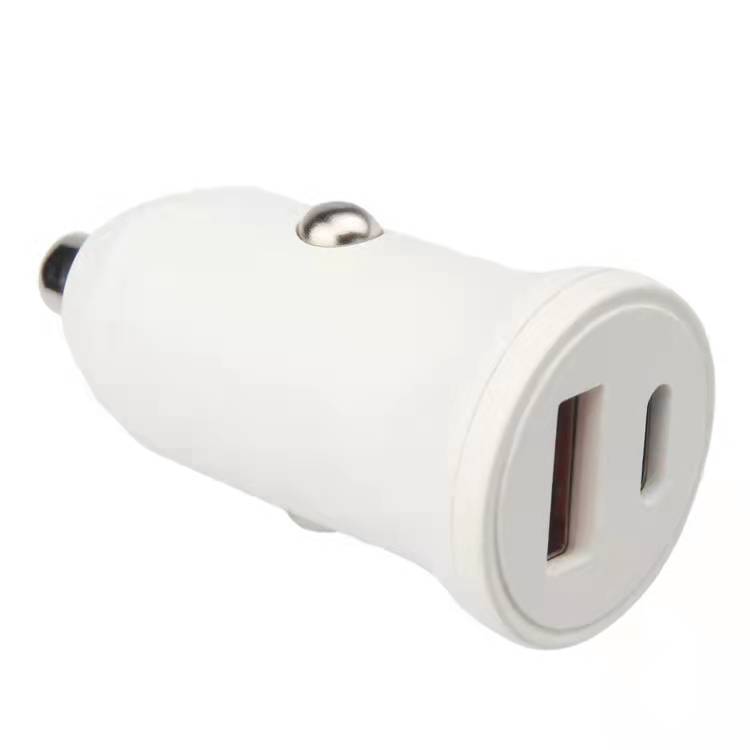 New car charger mini car charger flash charger car phone charger fast charger cigarette lighter super fast charge