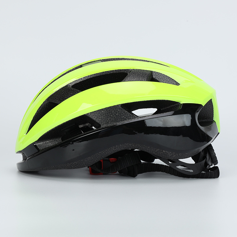 2022 new one-piece bicycle helmet mountain road riding helmet roller skating helmet factory direct sales