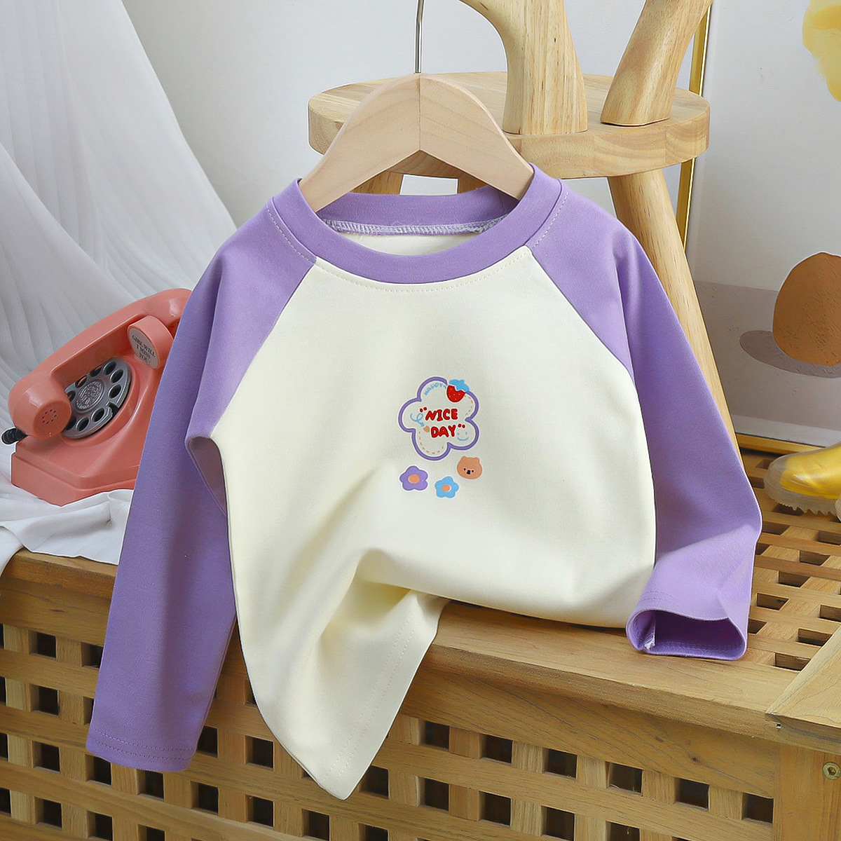 Children's long-sleeved T-shirt cotton new baby base coat sweater boy's autumn clothing Korean version of 1-year-old children's clothing wholesale