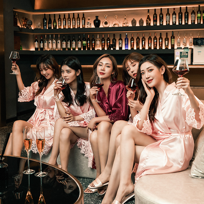 Cross-border Mother bride gown morning gown lady lace nightgown wedding makeup bridesmaid group wedding kimono