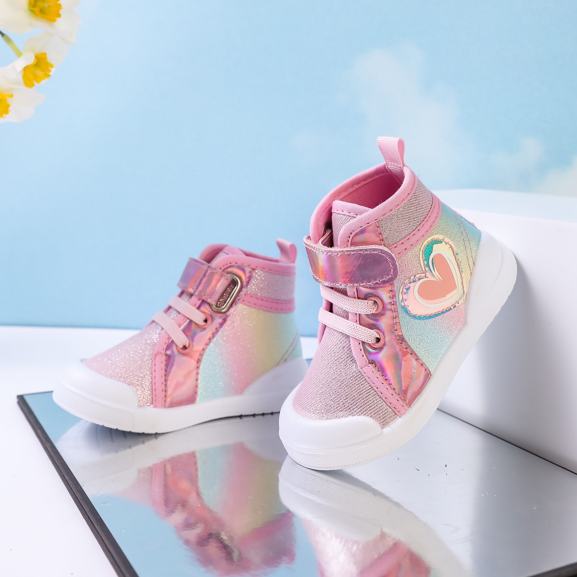 Children's Canvas Shoes High-top Spring and Summer Girls Children's Shoes Cute Princess Shoes Classic Casual Board Shoes Shell Head sneaker