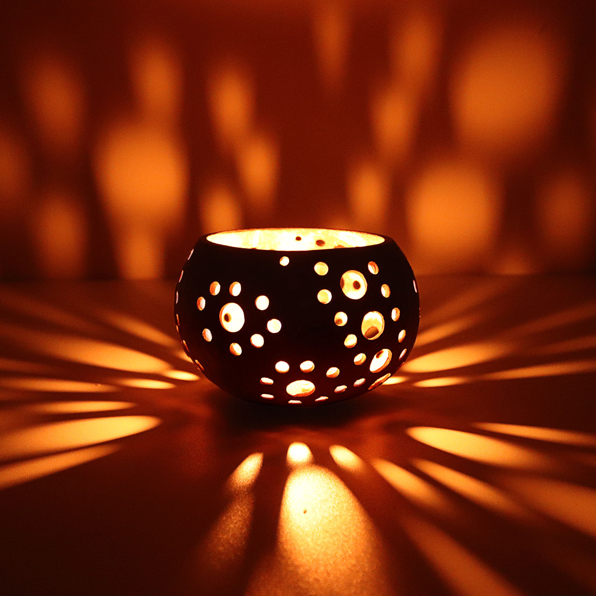 Hollow Candle Coconut Shell Bowl Coconut Shell Coconut Bowl Creative Decorative Bowl Storage Bowl Cross-border Foreign Trade Wholesale
