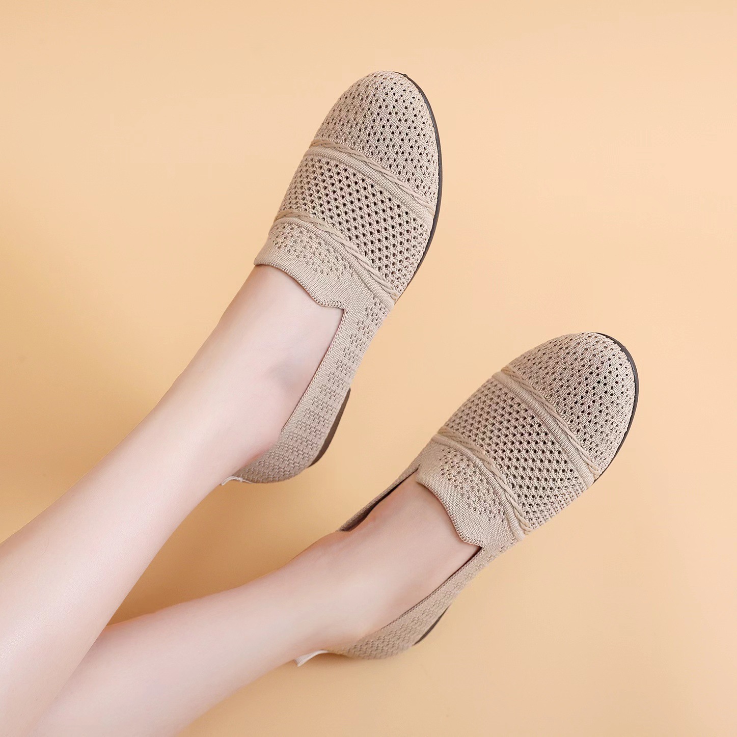 New spring women's cloth shoes wholesale fashion casual women's shoes flying woven breathable shoes women's slip-on women's shoes
