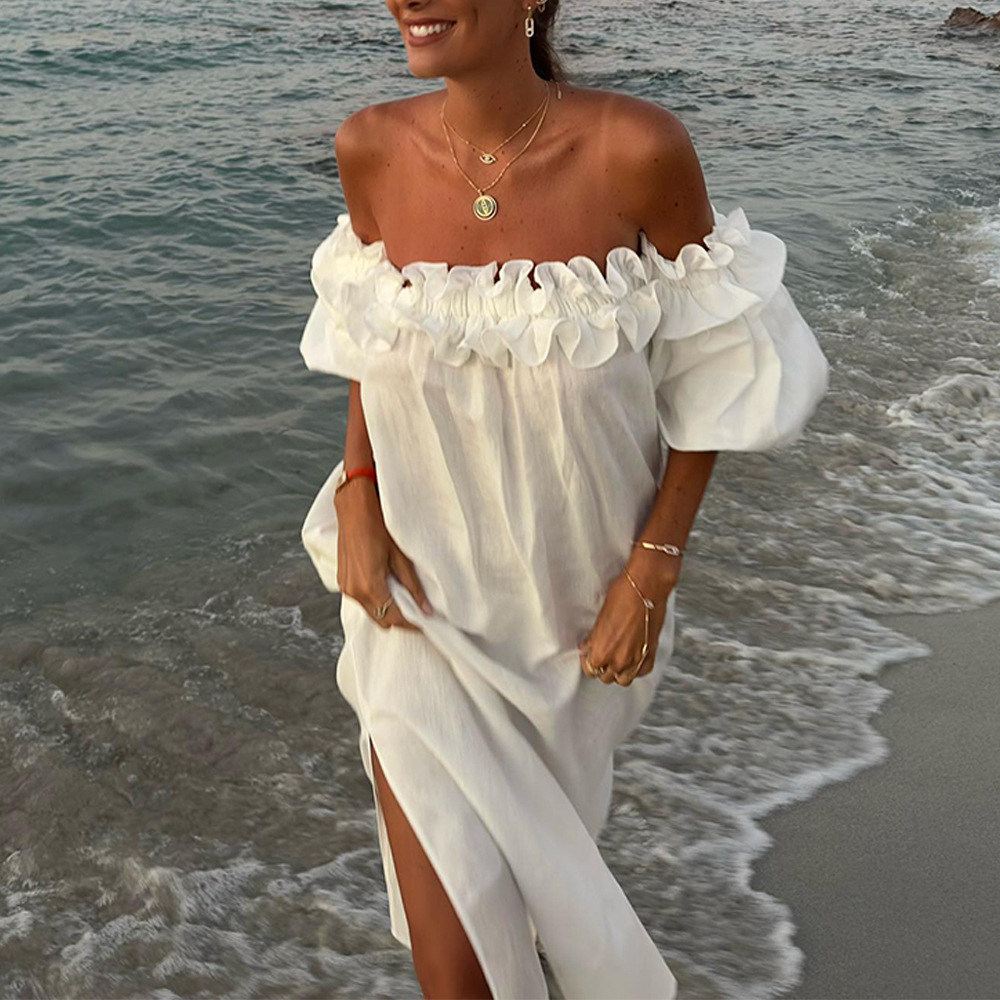 Cross-border 2024 spring and summer European and American women's off-shoulder sexy bubble sleeve solid color lace holiday beach dress