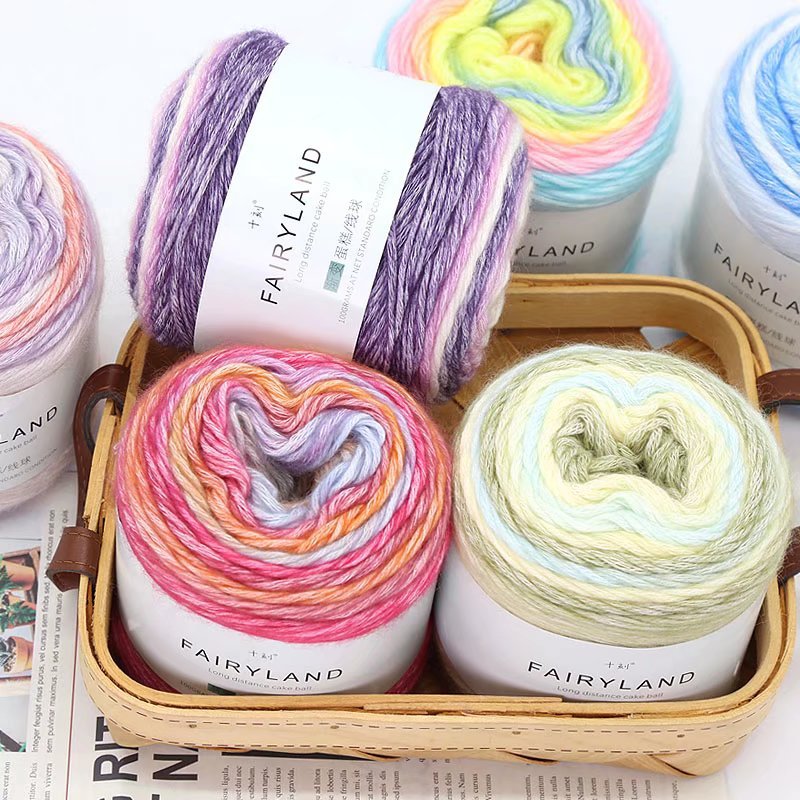 Ten-carved gradient cake thread sweater scarf hat hand-knitted thread hook needle medium fine wool