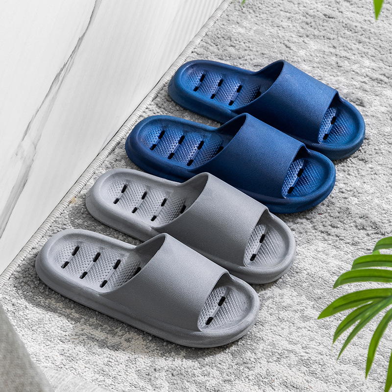Bathroom leaking slippers female male Bath non-slip soft bottom thick bottom indoor home hotel hollow sandals wholesale