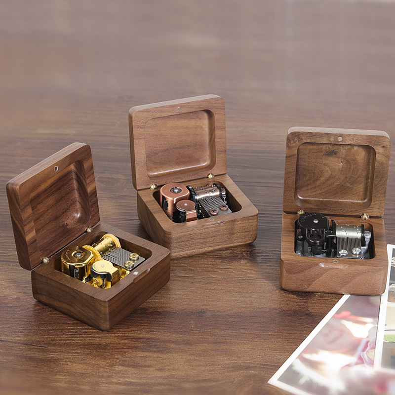 Japanese sankyo movement Diy lettering Walnut Wind-up music box wooden music box creative birthday gift