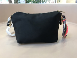 Spanish Letter Casual Lightweight Shoulder Bag Crossbody Bag Simple Shoulder Small Square Bag