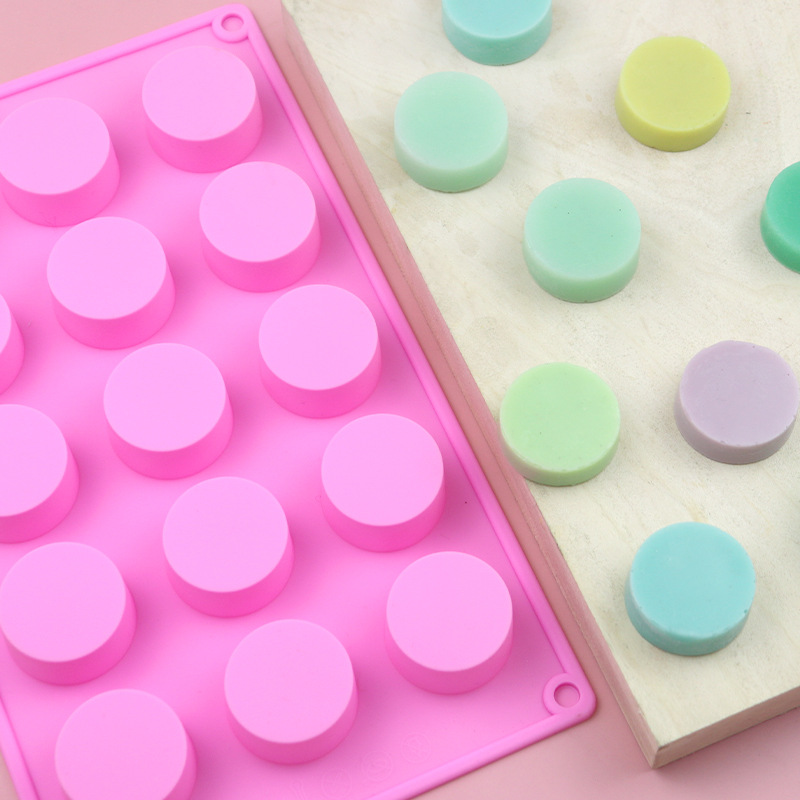 Taste-seeking in stock 15-piece round creative silicone chocolate mold handmade DIY silicone chocolate soap mold ice grid mold