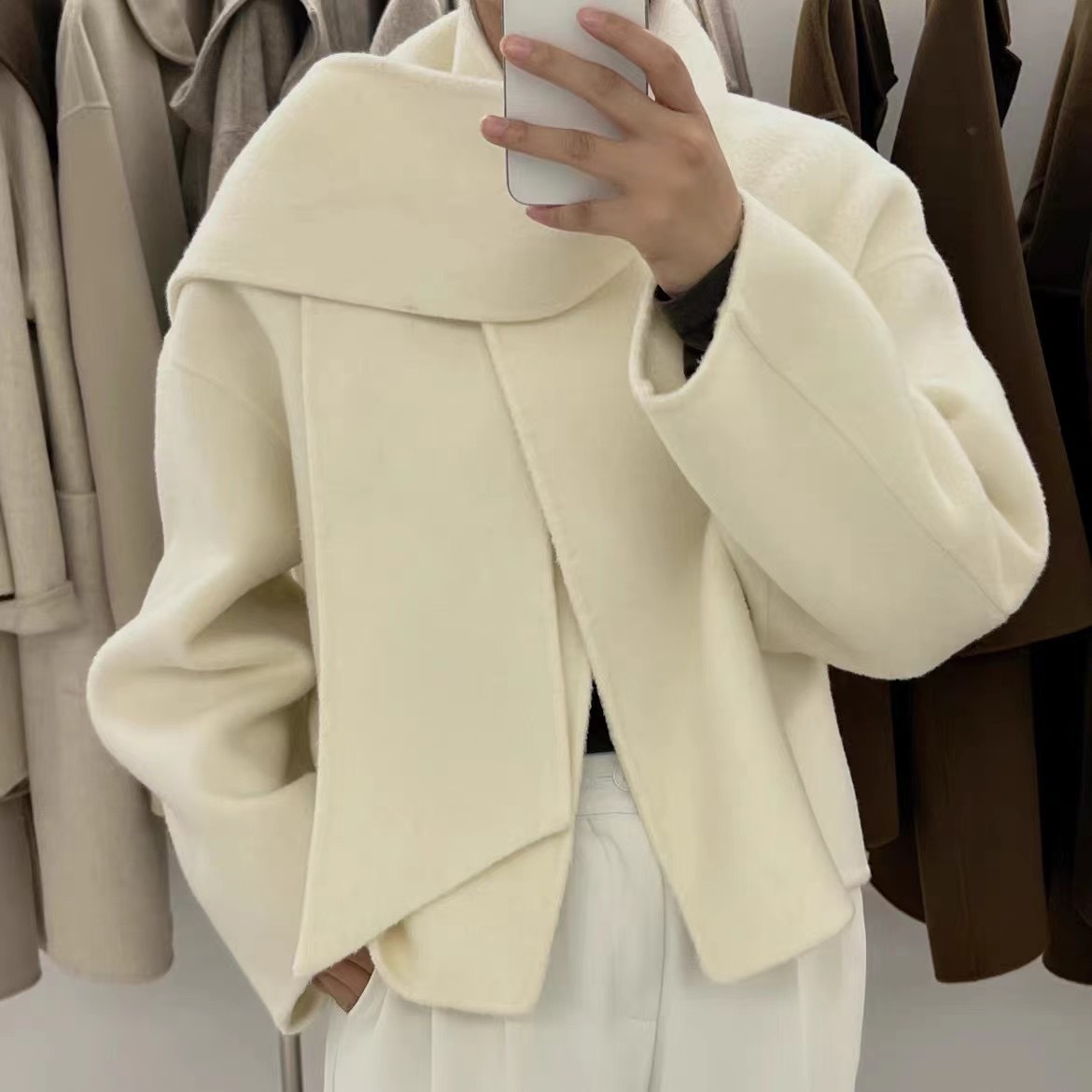 23 autumn and winter New scarf collar short double-sided cashmere coat women's small round neck Weibo wool coat_voghion.com