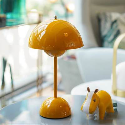 Simple macaron touch Bud Light Danish table lamp living room bedroom LED atmosphere decoration mushroom night light