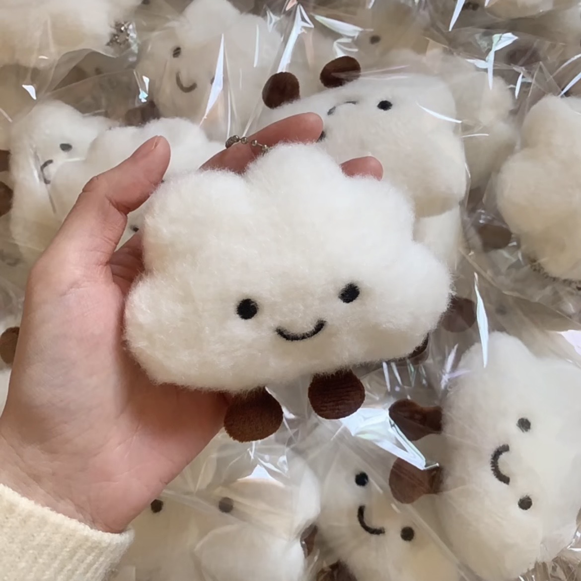 Plush cloud doll chain keychain super cute doll schoolbag pendant student girl heart super cute accessories