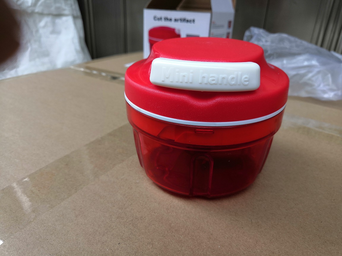 Drawstring vegetable cutter kitchen tools household manual vegetable grinder meat grinder vegetable cooking machine hand-pulled vegetable cutter