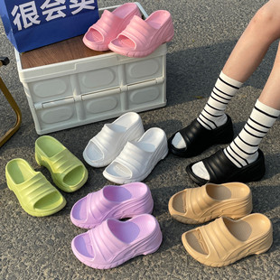 Thick-soled slippers women's outdoor wear summer 2023 new height anti-odor beach high heel anti-slip sandals Tavana