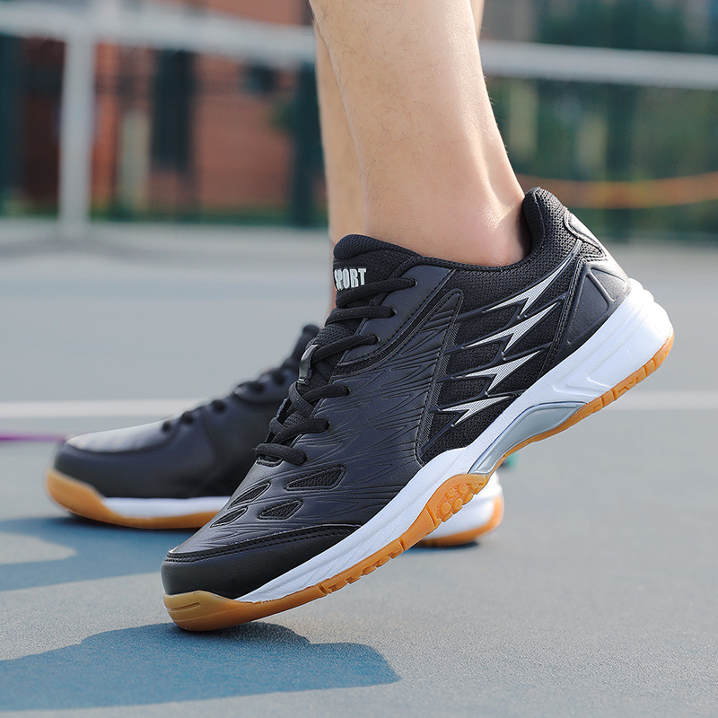 2022 New badminton shoes tennis shoes table tennis volleyball competition training shoes non-slip wear-resistant shoes couple sneakers