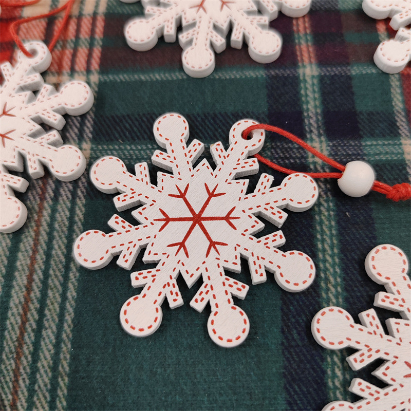 Bulk wooden 6cm Christmas snowflake Christmas Tree Festival ornaments two-color color printing decorations accessories