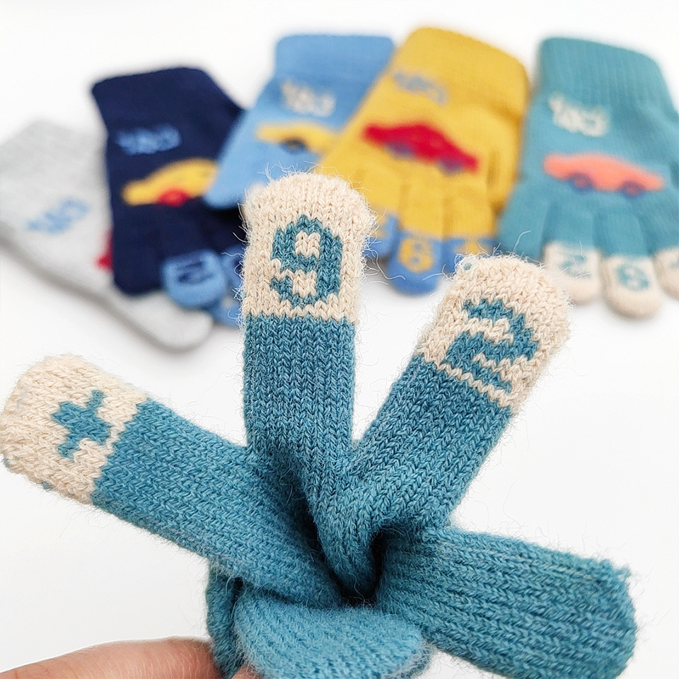 Korean version of children's gloves autumn and winter warm men's and women's children's car full finger kindergarten children write five fingers