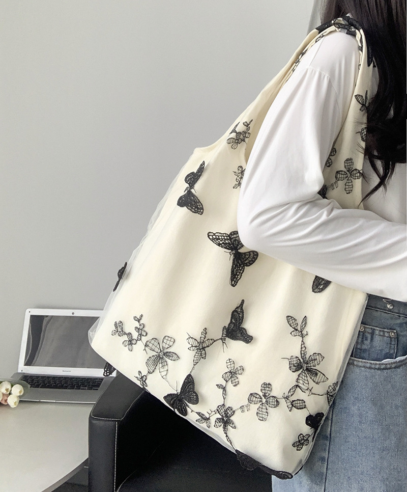 [Automatic distribution exclusive] embroidery butterfly lace Fairy Bag leisure travel canvas bag large capacity shoulder bag