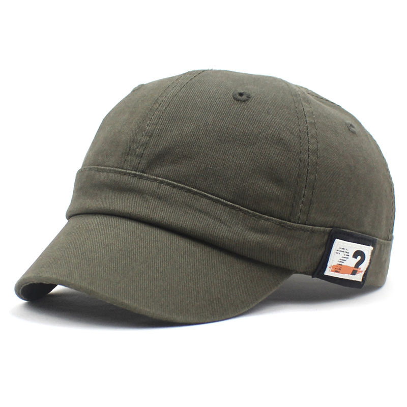 2021 New Fashion men and women short brim baseball cap cotton cap summer sports hat labeling curved brim hat