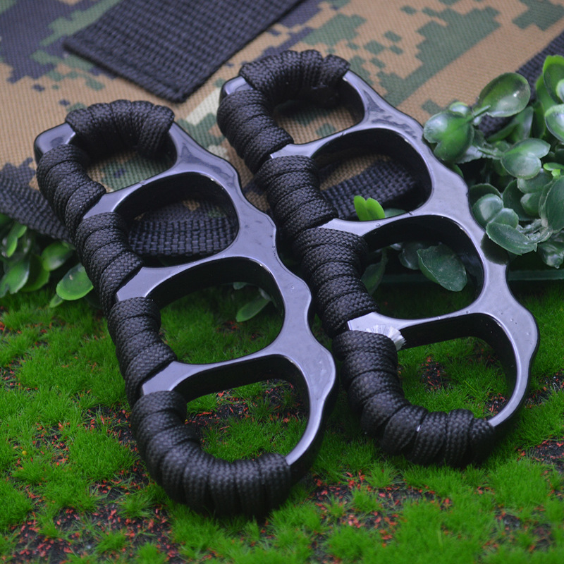 Pea small four-eye knuckle ring four-finger buckle ring bracelet small pea pod finger Tiger boxing ring cross-border