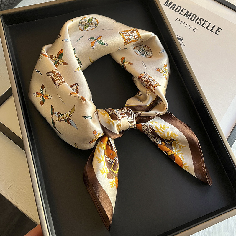 New Silk Scarf Women's Spring and Summer Thin Mulberry Silk Scarf All-match Simple 70cm Square Scarf Wholesale