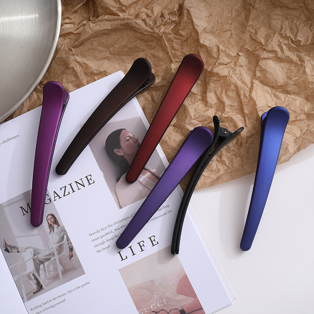 Hairdressing black duckbill clip crocodile clip spray paint frosted color hairpin for women Yiwu boutique supply