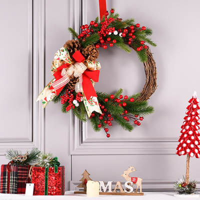 Cross-border Amazon New 40cmpe Decorations Pinecone Red Fruit Christmas Cloth Wall Hanging Door Hanging Christmas Wreath