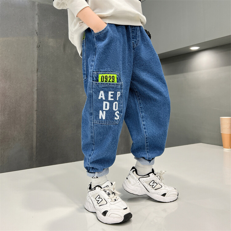 Children's Boys' Spring Pants 2024 New Spring and Autumn Middle and Large Boys Korean Jeans Handsome Trousers