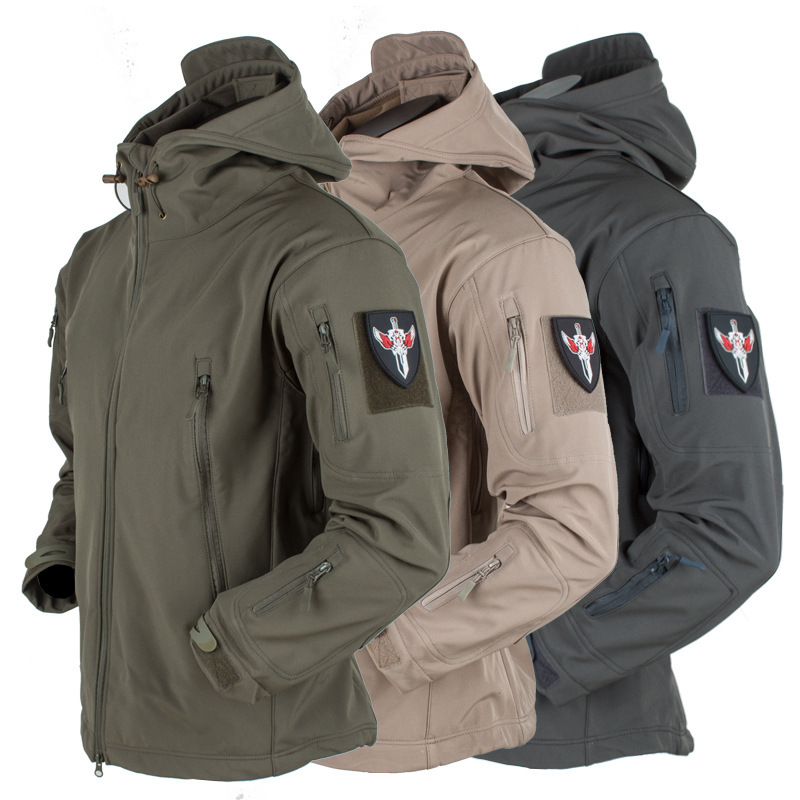 Outdoor Soft Shell Fleece Men's and Women's Autumn and Winter Windproof Waterproof Breathable Warm Three-in-One Jacket Shark Leather Jacket Rush Jacket