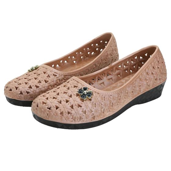 Mom Sandals Plastic Soft Sole Summer 2023 New Style Hole Shoes Middle-aged and Elderly Comfortable Hollow Women's Shoes Mesh Shoes