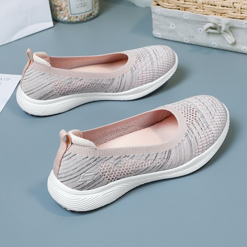 New summer women's shoes low heel soft bottom casual breathable foreign trade cross-border walking shoes shallow mouth cloth shoes spot wholesale