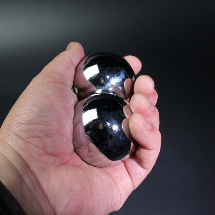 Baoding Fitness Iron Ball Brocade Box Chrome-plated Solid Like Silver Hollow Ring Tone Hand Massage Middle-aged and Elderly Fitness Handball