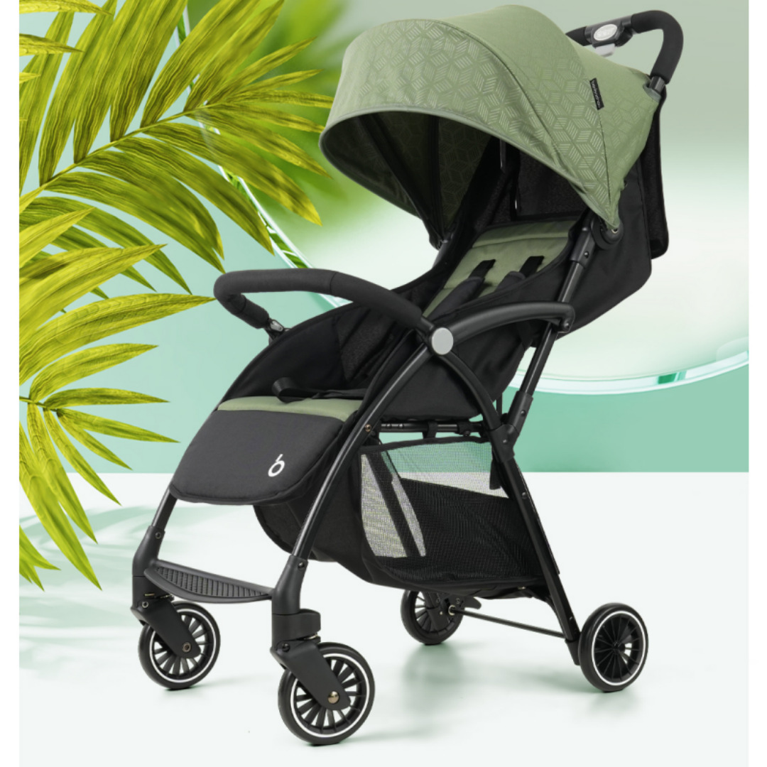 Light portable reclining folding shock absorber four-wheel trolley 0-3 years old baby stroller baby stroller