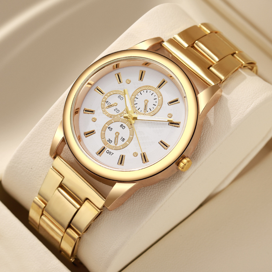 New neutral Watch men's Steel Belt women's Watch women's three-eye quartz Watch casual men's Watch wholesale Watch