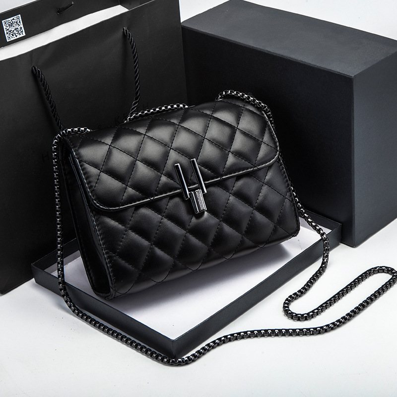 Chanel Style Bag Spring and Autumn New Women's Bag Diamond Plaid Chain Bag Fashionable All-match Ins Crossbody Bag Shoulder Bag Small Bag