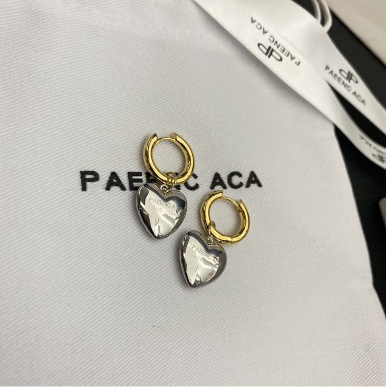 新しい銀色の桃の心のイヤリングの金色の耳の輪の冷たい風の気質のファッションの潮流のピアスの経典の復古のイヤリングの女性|undefined
