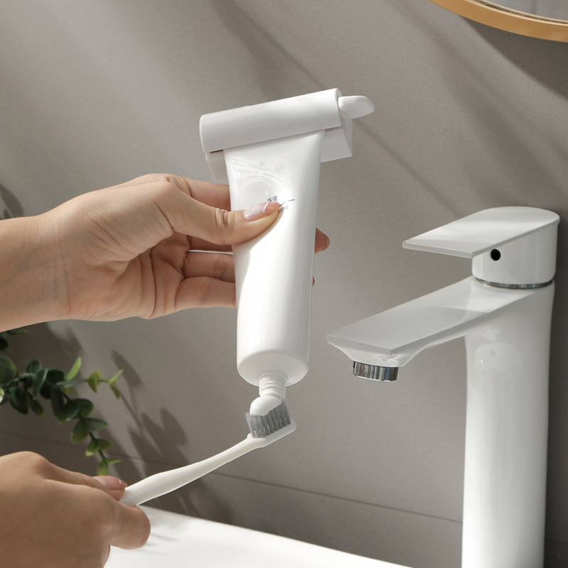 歯磨き粉器を搾る磁気吸引怠け者歯磨き粉神器壁掛け洗顔料トイレ手動押出機歯磨き粉クリップ|undefined