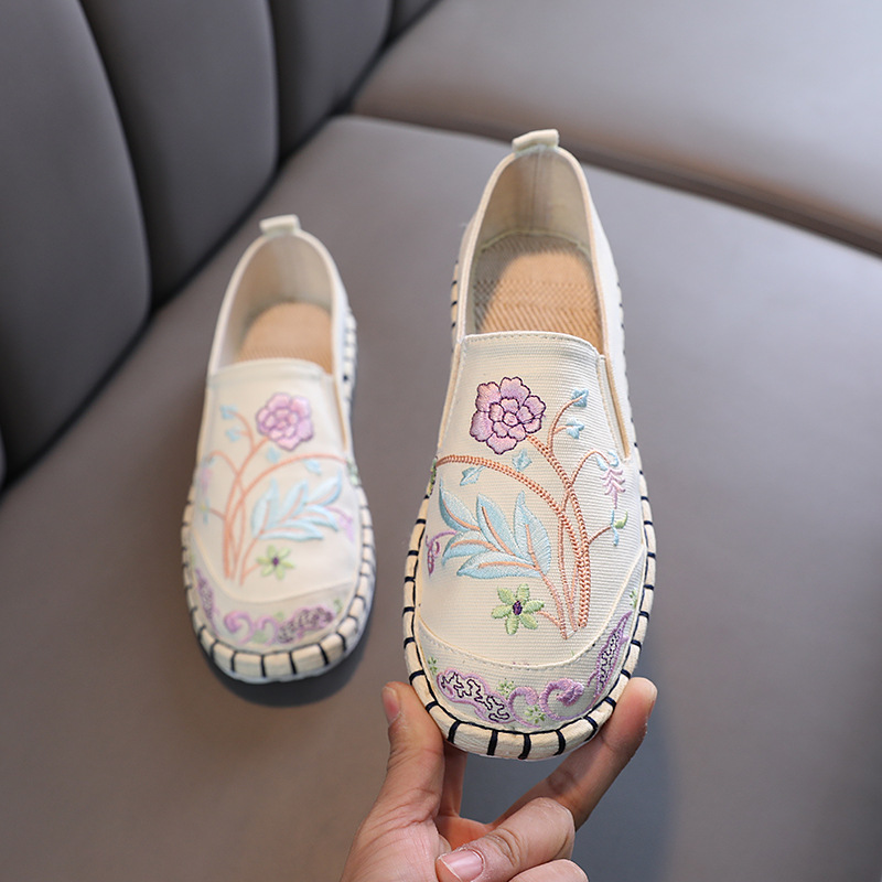 2022 New Old Beijing Embroidered Shoes Embroidered Shoes Hanfu Shoes