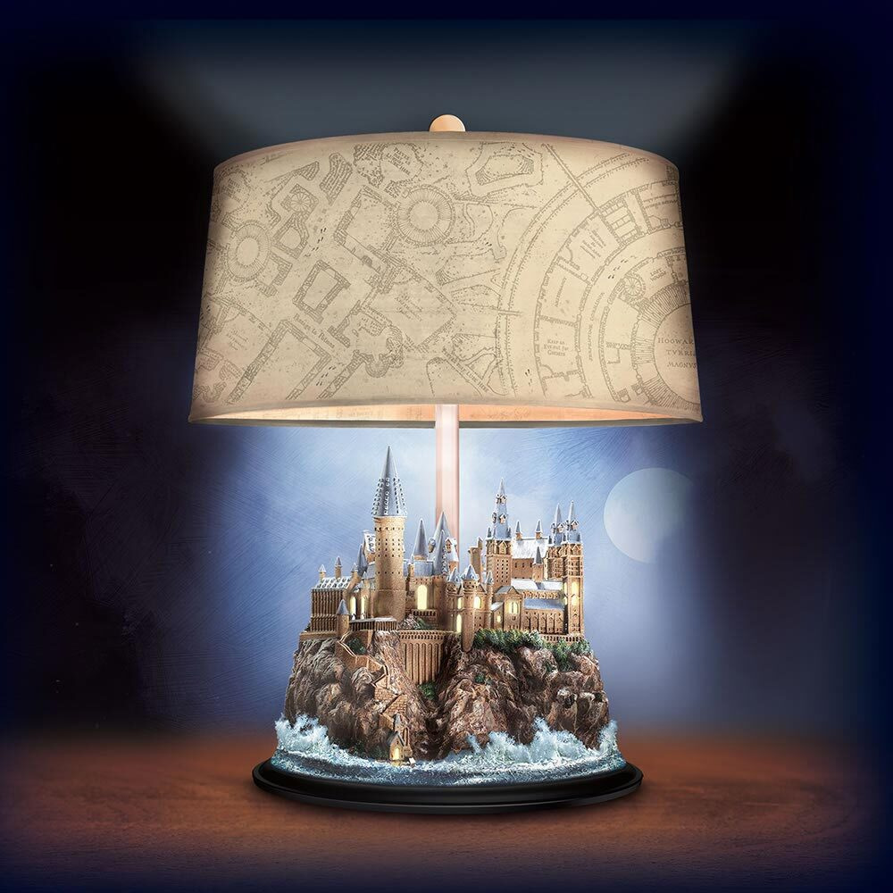 Harry Potter-Hogwarts Castle Resin Lamp Glow Home Decorations Independent Station New Product Factory