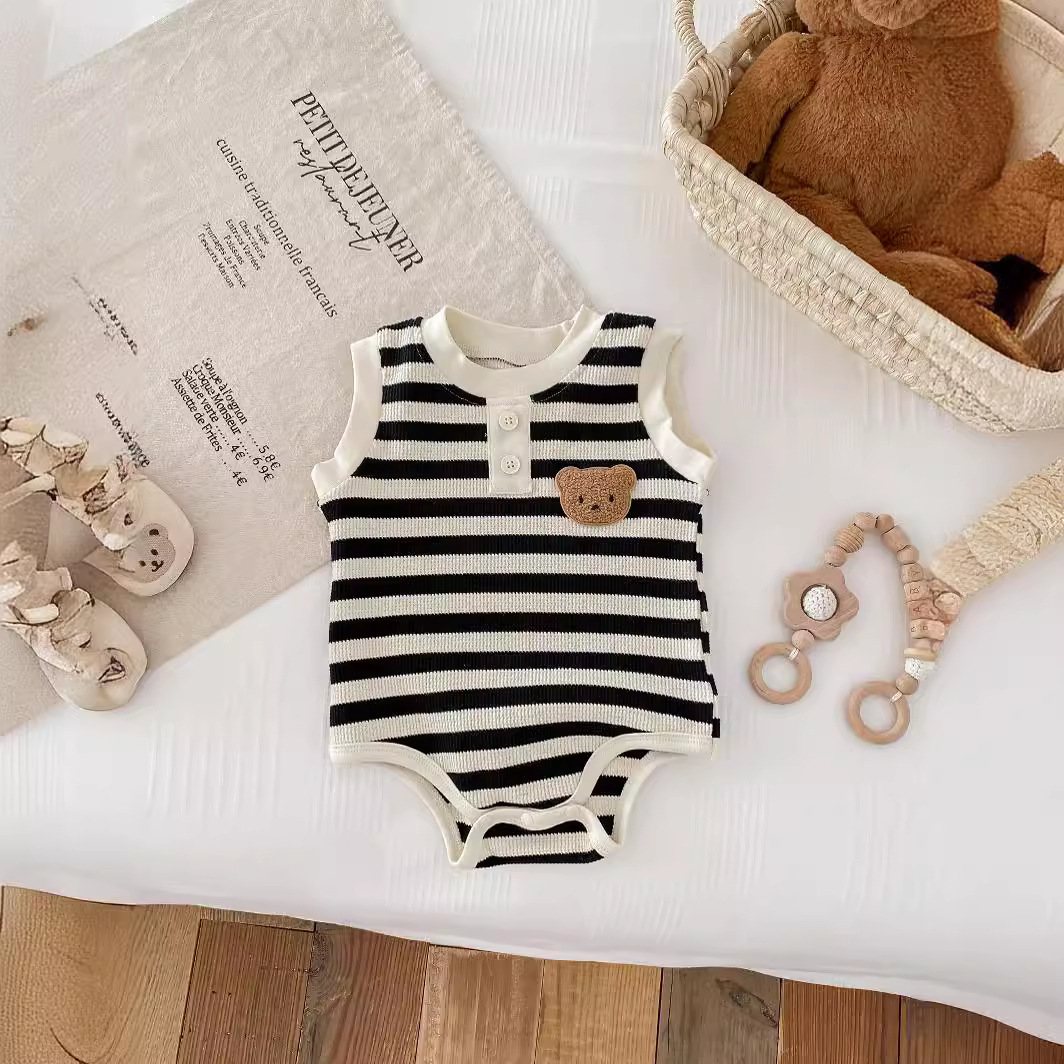 Baby clothes summer thin vest sheath female baby boy jumpsuit full moon super cute triangle romper summer