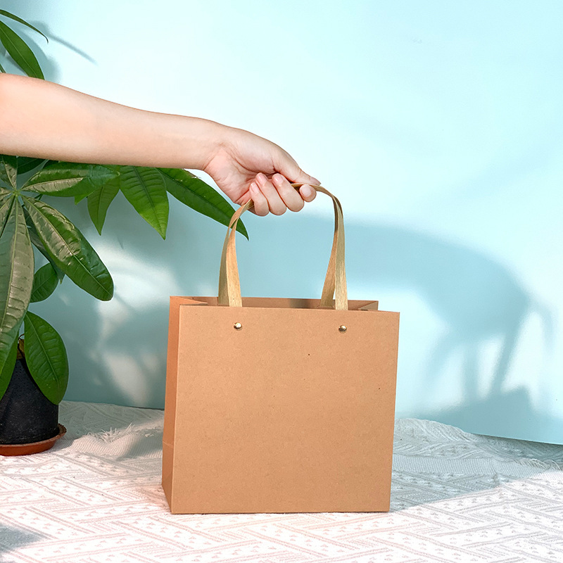 Packing Bag Kraft Paper Gift Bag Red Vintage Handbag Gift Bag Accompanying Gift Garment Bag Gift Gift Bag