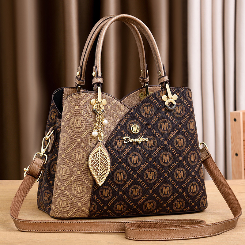 Bag Women's 2025 New Trendy PU All-match Shoulder Crossbody Bag Fashion High-end Sense Handbag Large Capacity Women's Bag